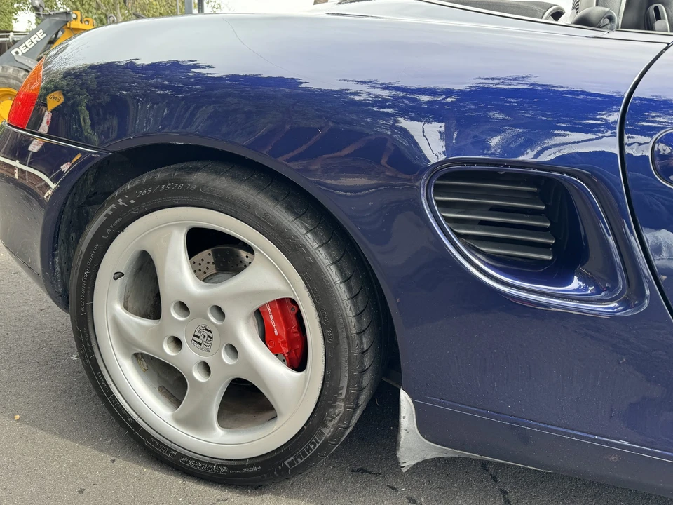 2001 Porsche 986 Boxster S - Image 19 of 31