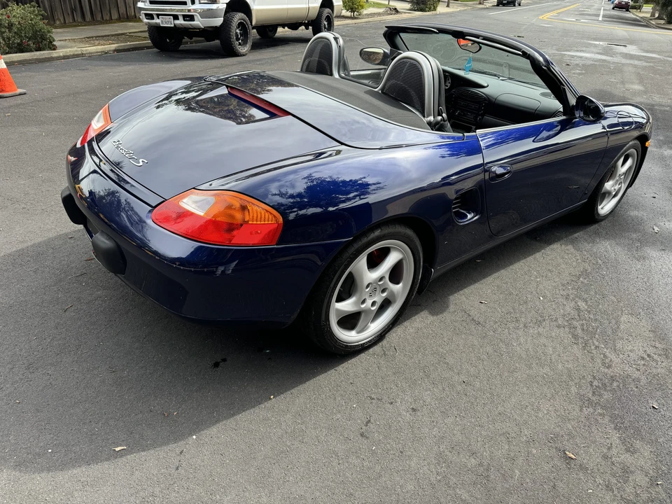 2001 Porsche 986 Boxster S - Image 11 of 31