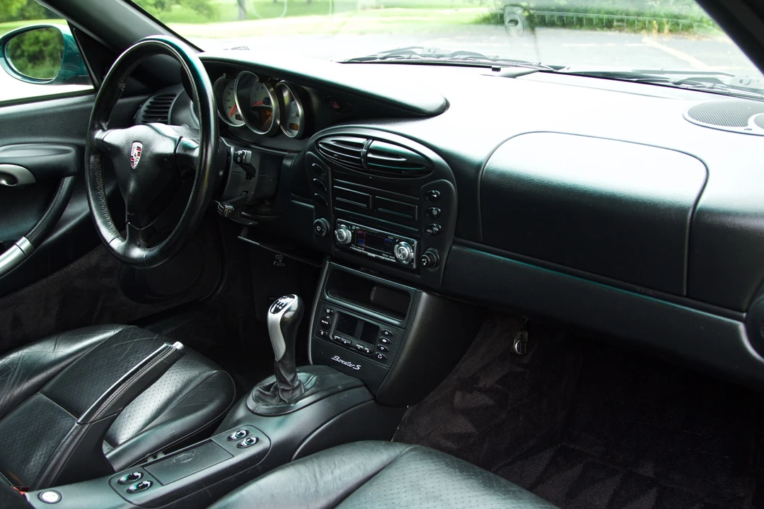2001 Porsche 986 Boxster S - Image 29 of 31