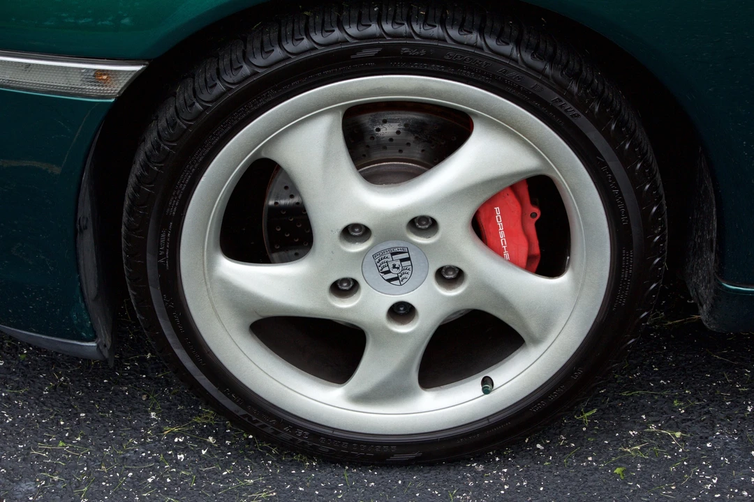2001 Porsche 986 Boxster S - Image 27 of 31
