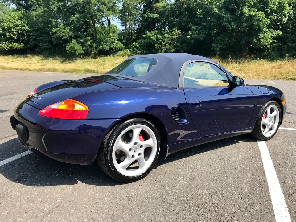 2001 Porsche 986 Boxster S - Image 10 of 31