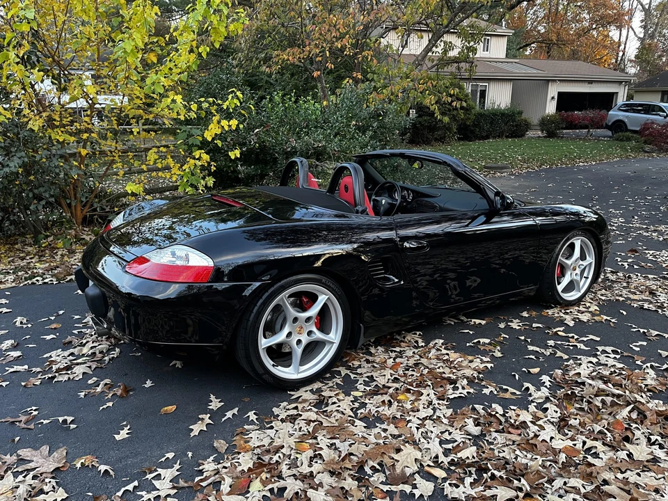 2001 Porsche 986 Boxster S - Image 12 of 31