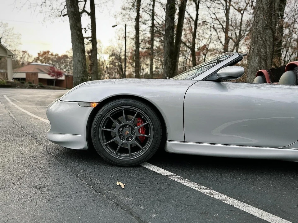 2001 Porsche 986 Boxster S - Image 17 of 31