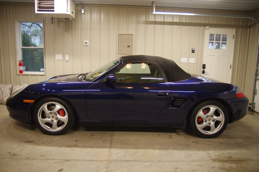2001 Porsche 986 Boxster S - Image 19 of 31