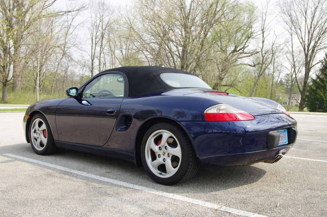 2001 Porsche 986 Boxster S - Image 16 of 31