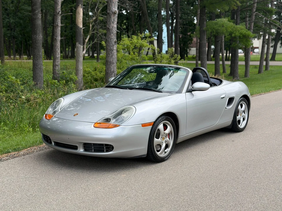 2001 Porsche 986 Boxster S - Image 14 of 31
