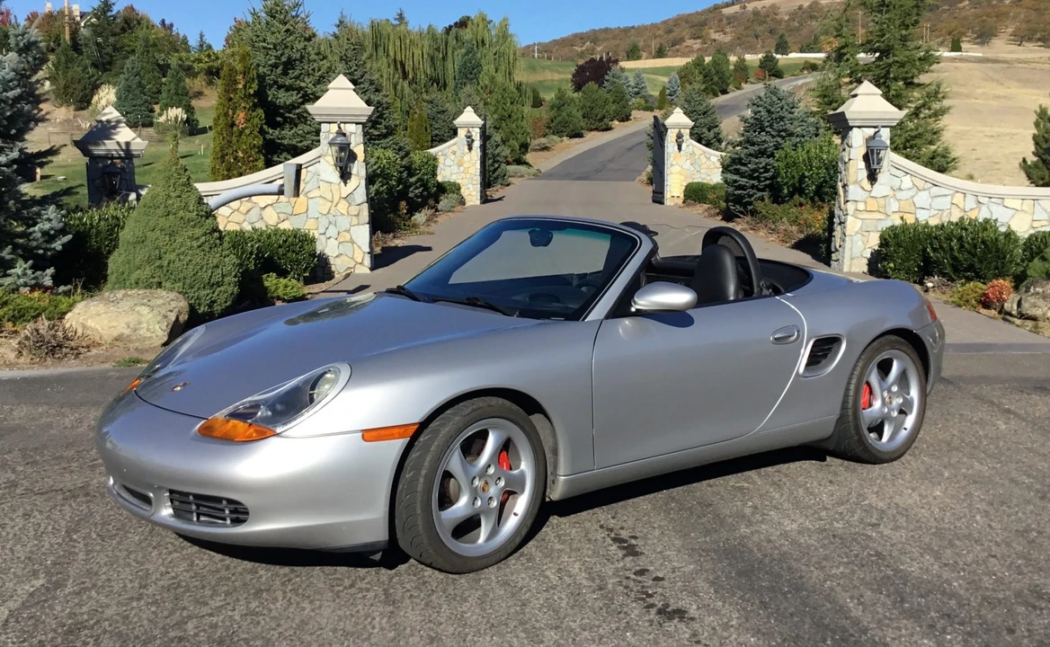 2001 Porsche 986 Boxster S - Image 2 of 31