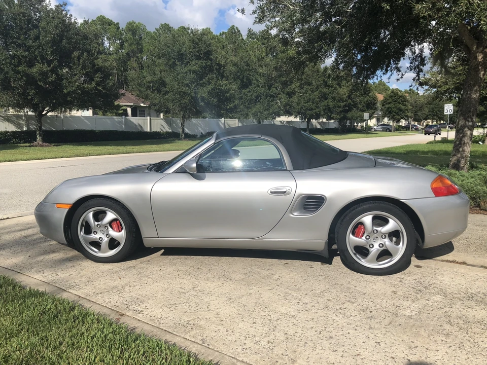 2001 Porsche 986 Boxster S - Image 14 of 31