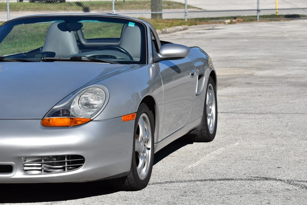 2001 Porsche 986 Boxster S - Image 10 of 31