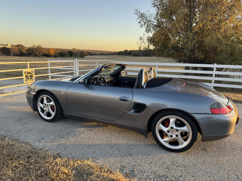2001 Porsche 986 Boxster S - Image 13 of 31