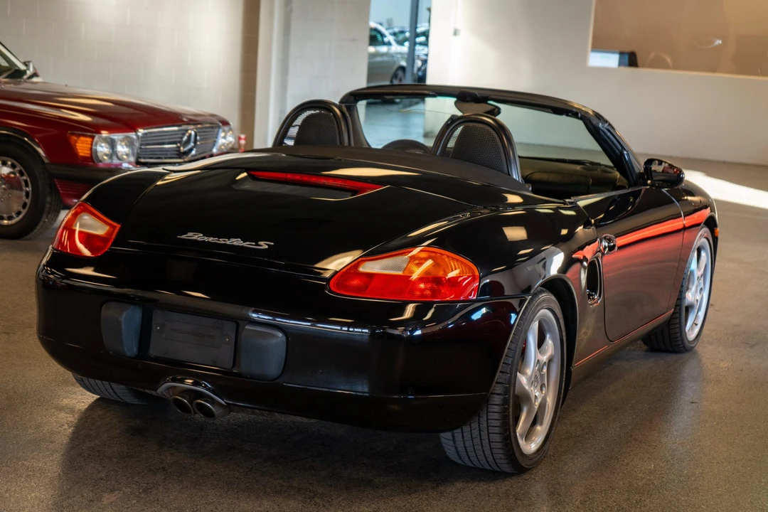 2001 Porsche 986 Boxster S - Image 14 of 31