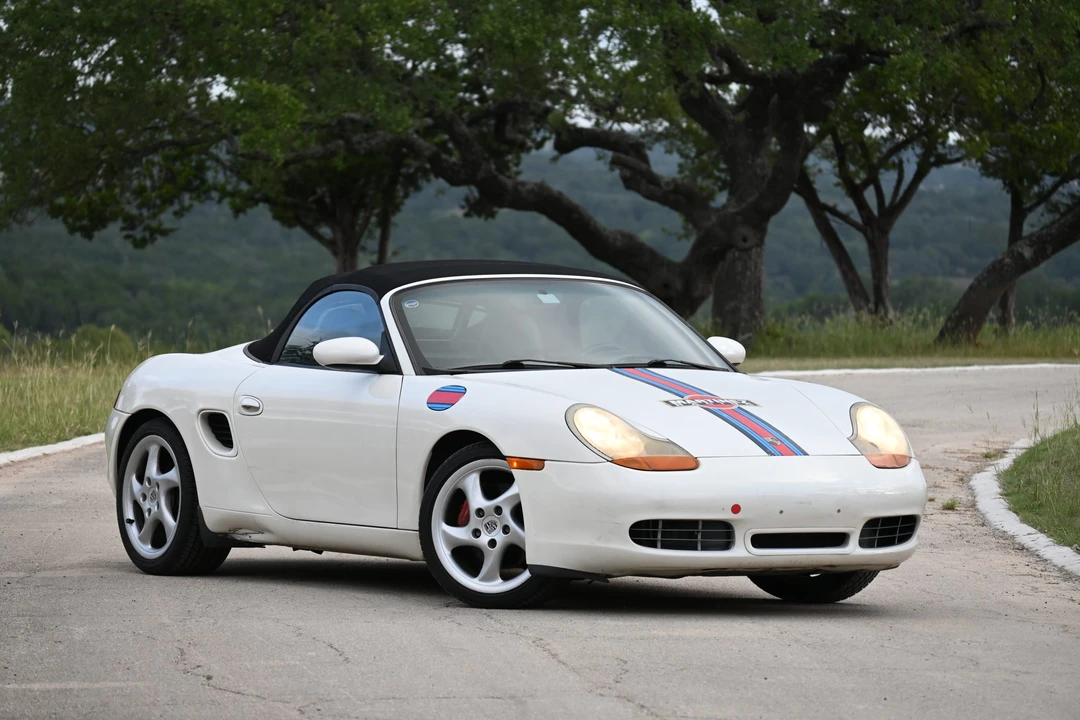 2001 Porsche 986 Boxster S - Image 18 of 31