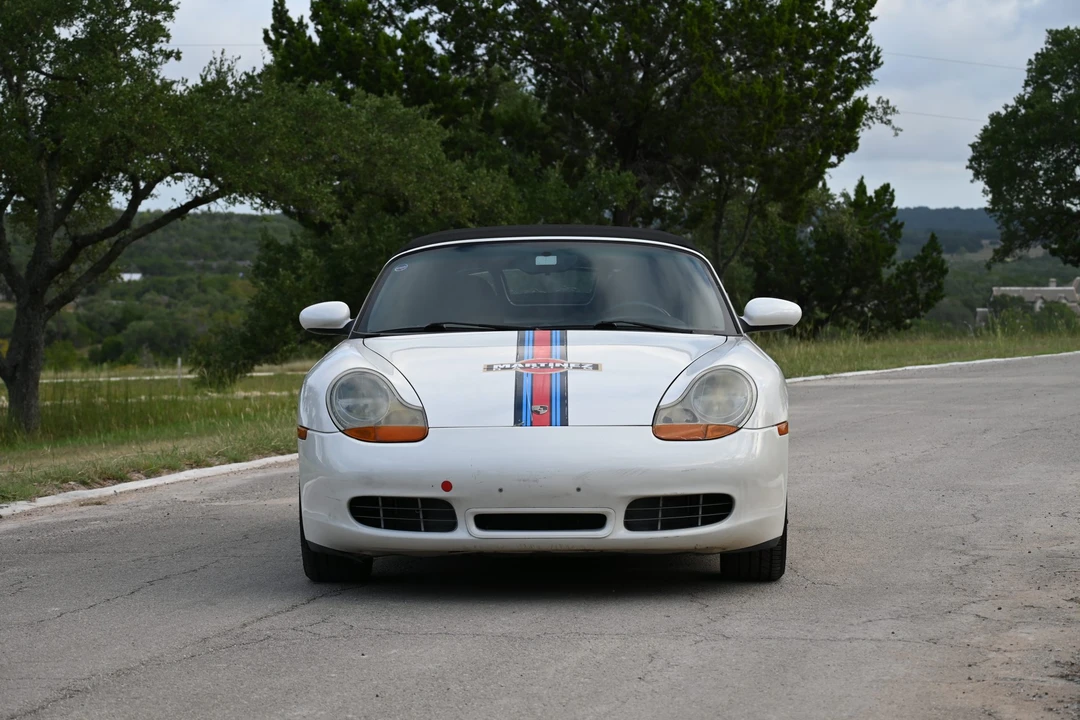2001 Porsche 986 Boxster S - Image 14 of 31