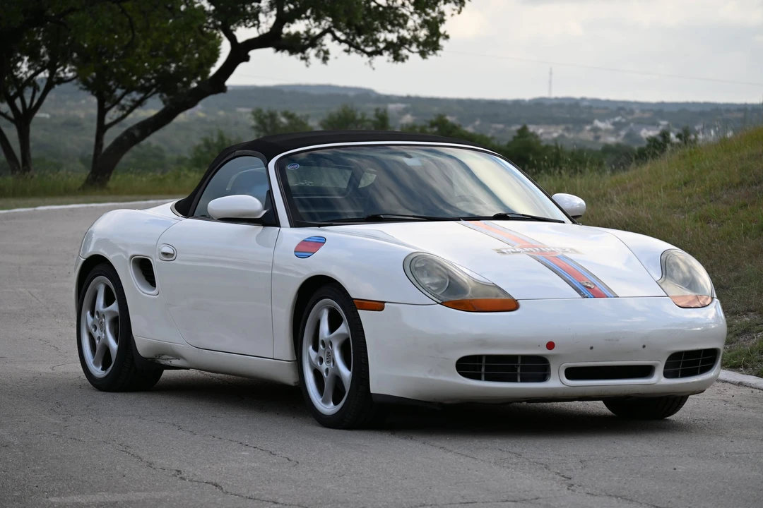 2001 Porsche 986 Boxster S - Image 19 of 31