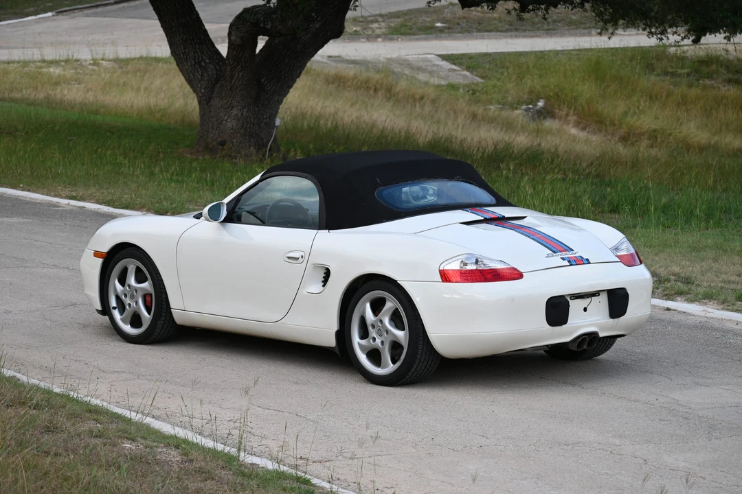 2001 Porsche 986 Boxster S - Image 24 of 31