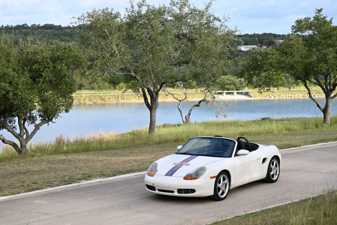 2001 Porsche 986 Boxster S - Image 12 of 31