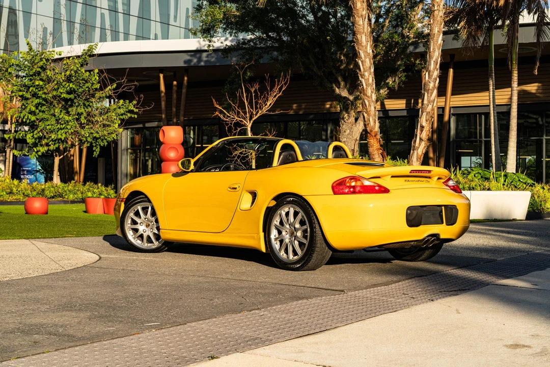 2001 Porsche 986 Boxster S - Image 13 of 31