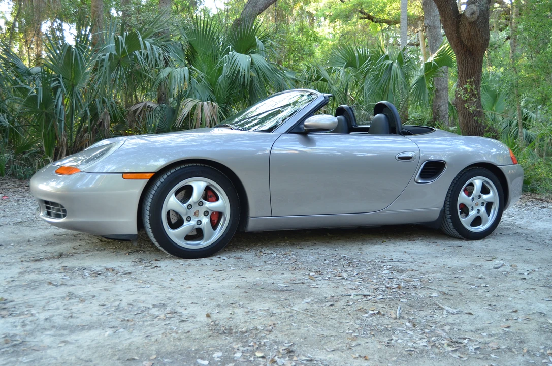 2001 Porsche 986 Boxster S - Image 15 of 31