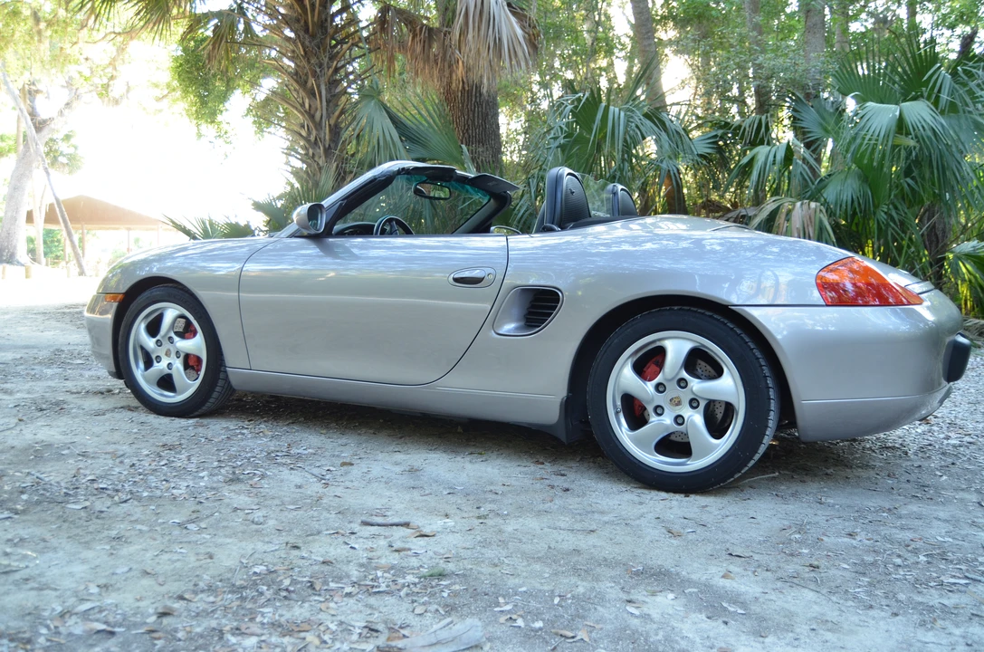 2001 Porsche 986 Boxster S - Image 13 of 31
