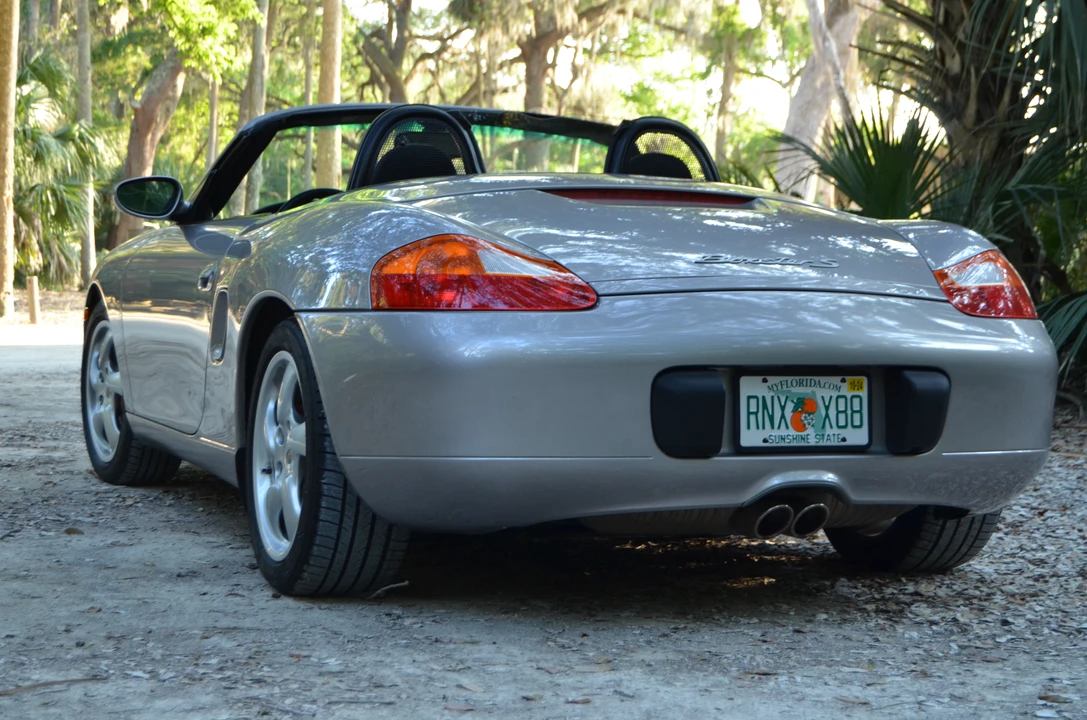 2001 Porsche 986 Boxster S - Image 11 of 31