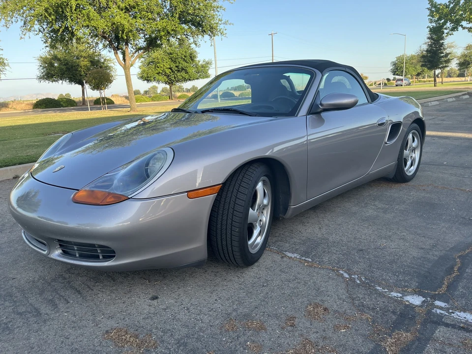 2001 Porsche 986 Boxster S - Image 2 of 31