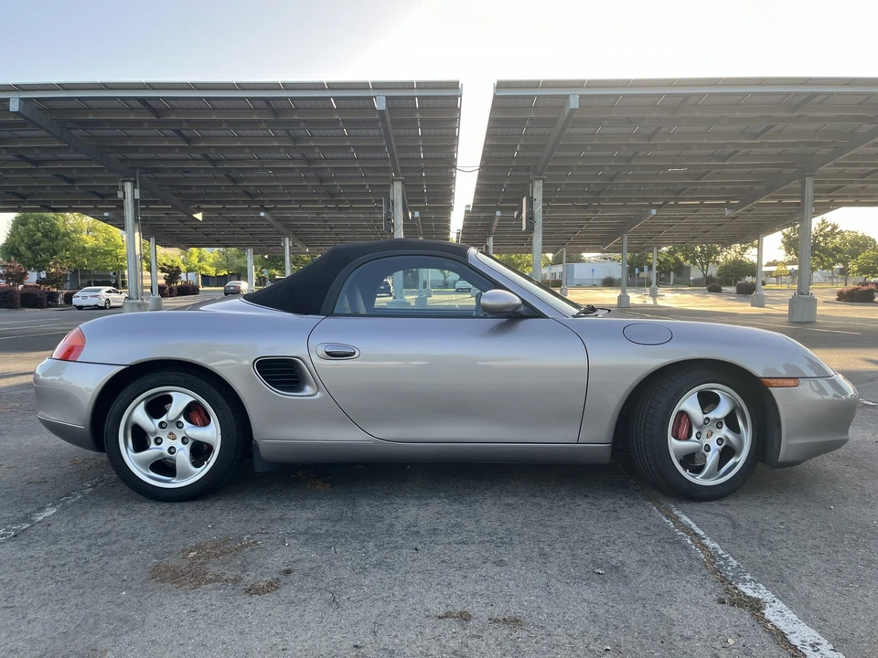 2001 Porsche 986 Boxster S - Image 8 of 31