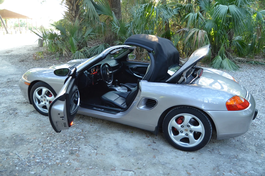 2001 Porsche 986 Boxster S - Image 29 of 31