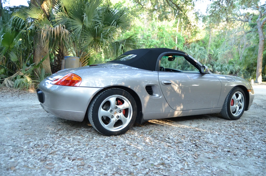 2001 Porsche 986 Boxster S - Image 23 of 31