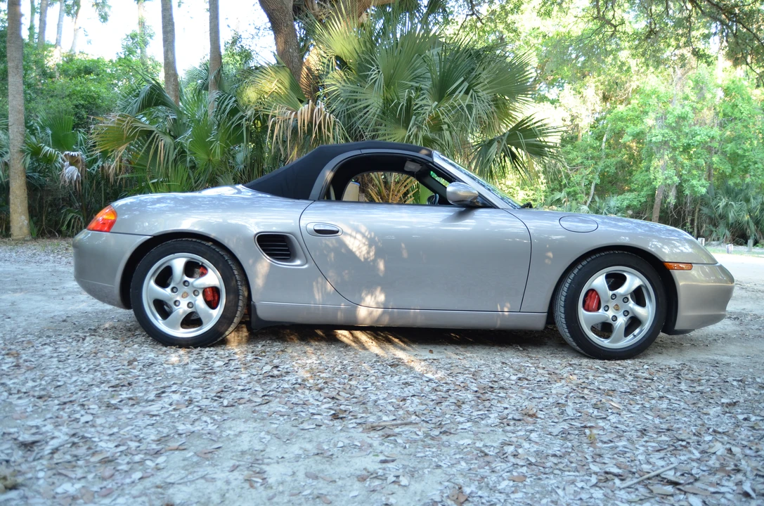 2001 Porsche 986 Boxster S - Image 22 of 31