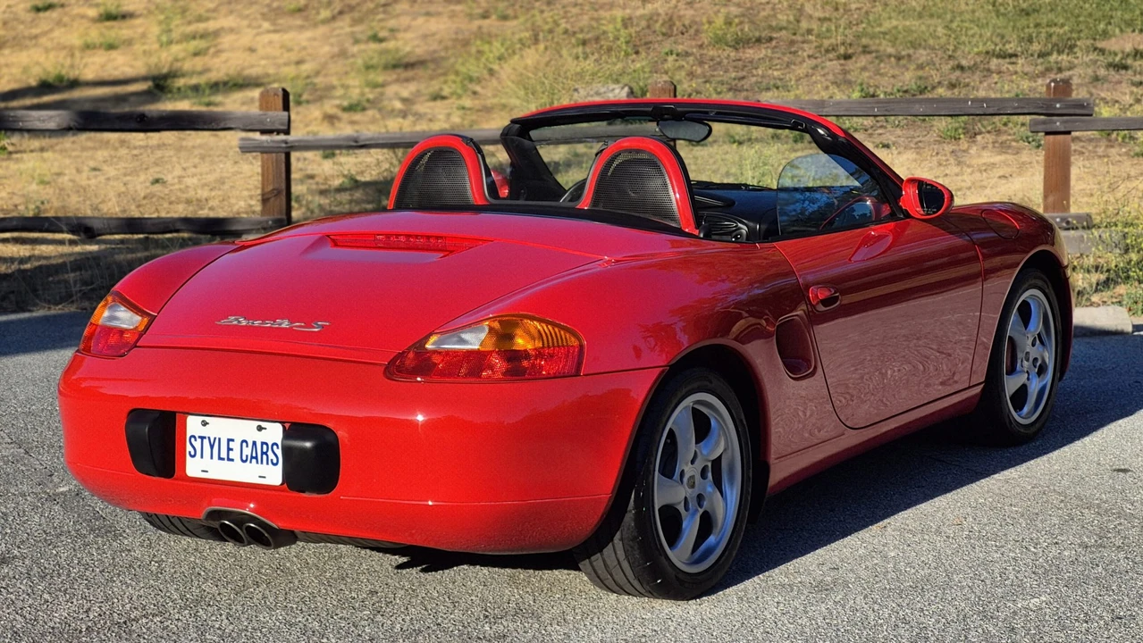2001 Porsche 986 Boxster S - Image 14 of 31