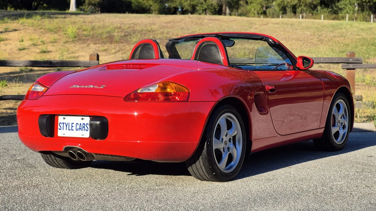 2001 Porsche 986 Boxster S - Image 13 of 31