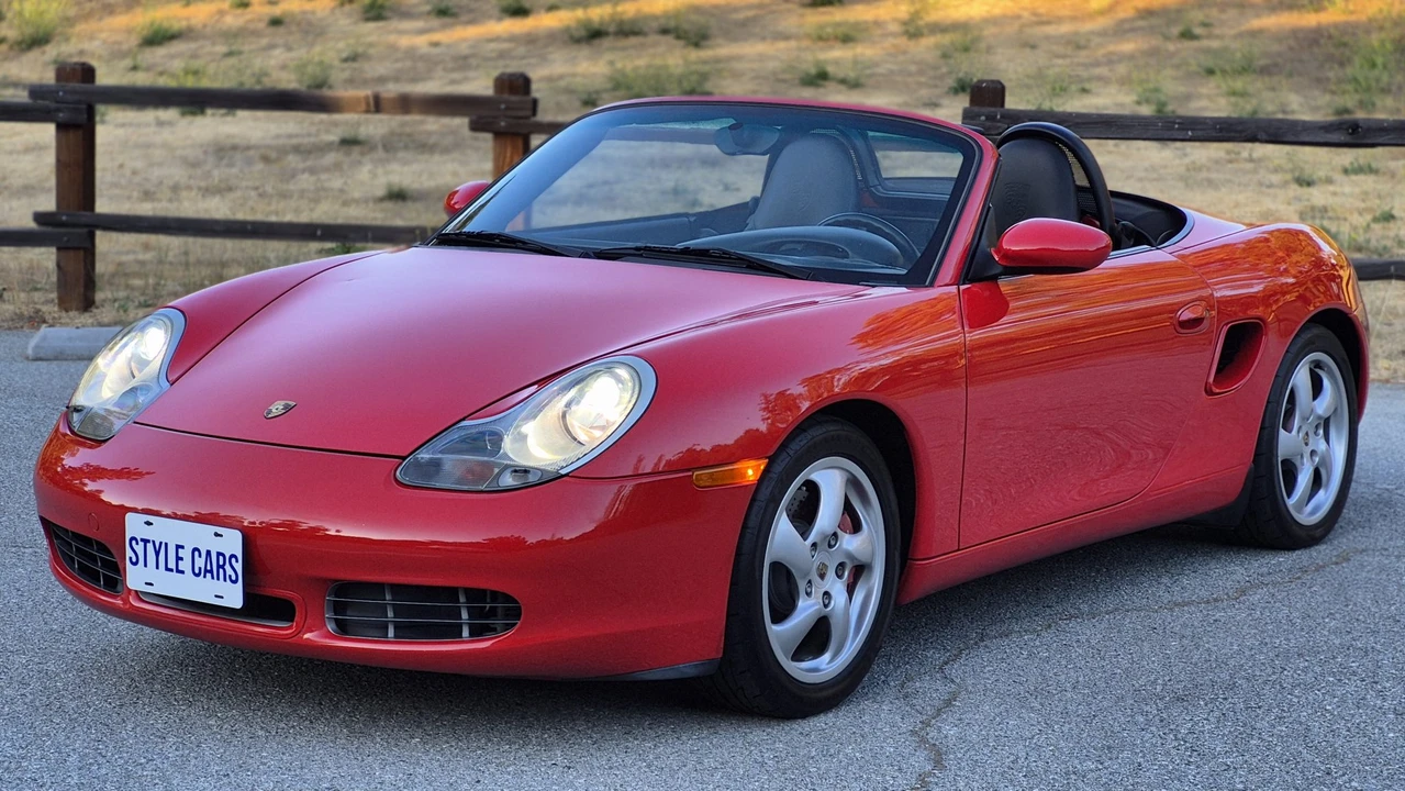2001 Porsche 986 Boxster S - Image 2 of 31