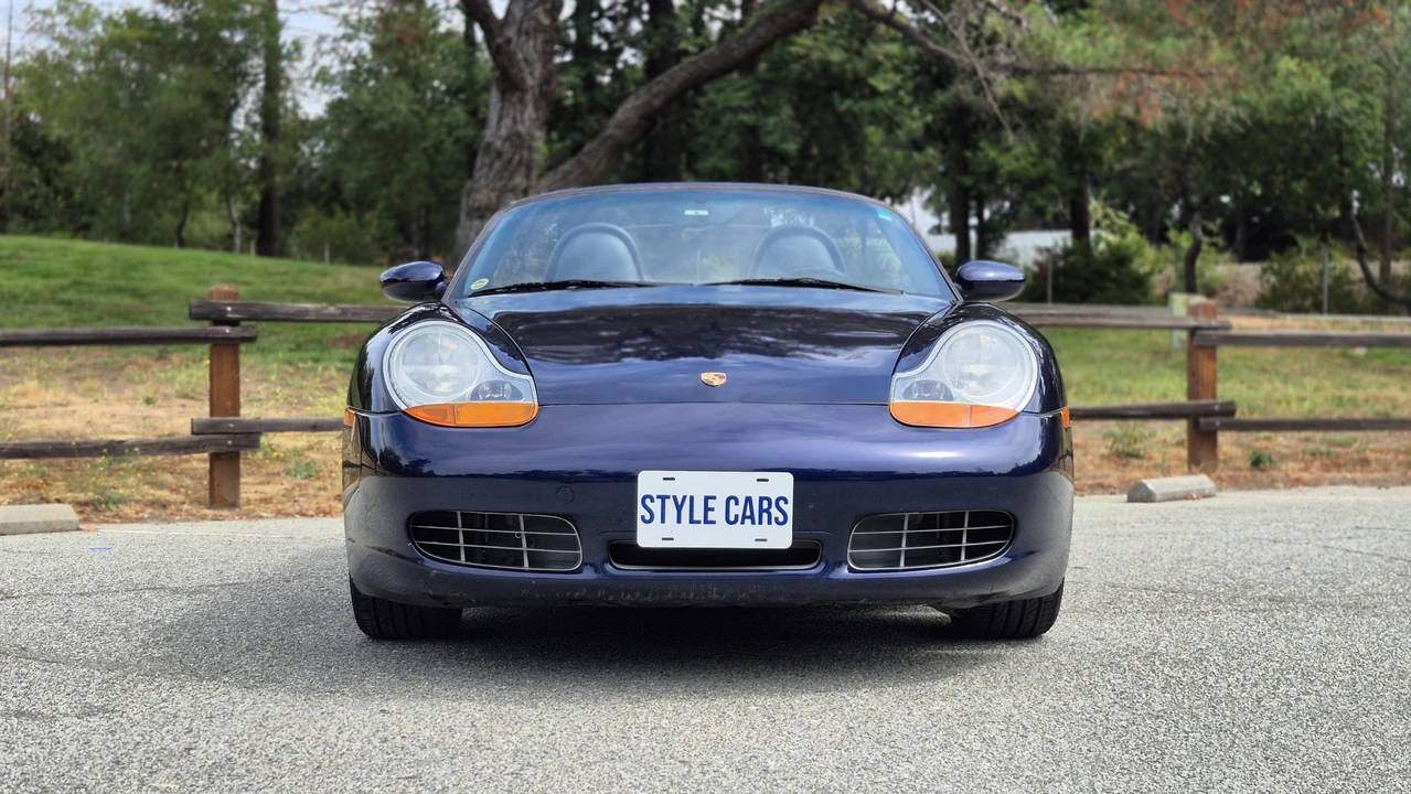 2001 Porsche 986 Boxster S - Image 9 of 31