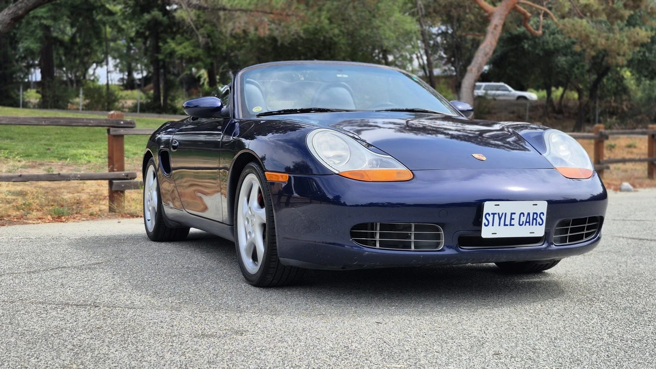 2001 Porsche 986 Boxster S - Image 13 of 31