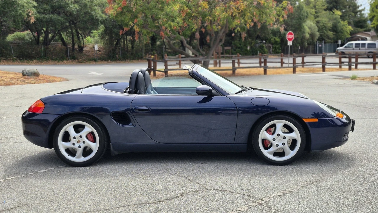 2001 Porsche 986 Boxster S - Image 15 of 31