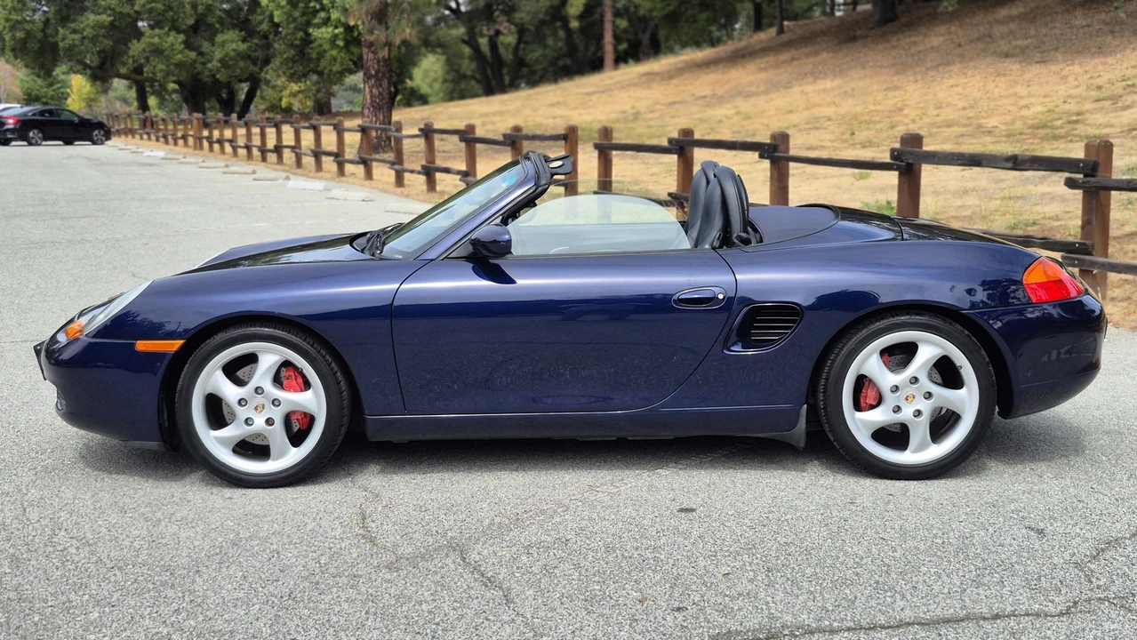 2001 Porsche 986 Boxster S - Image 28 of 31