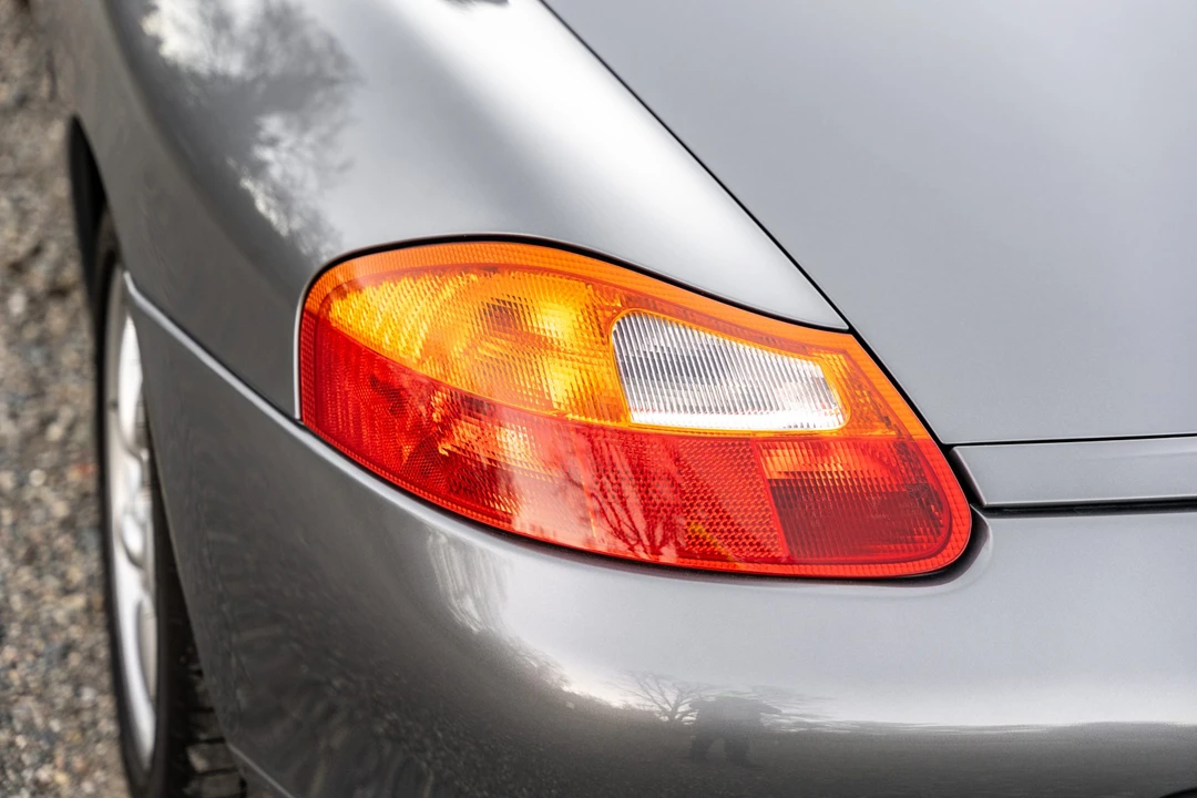 2001 Porsche 986 Boxster S - Image 21 of 31