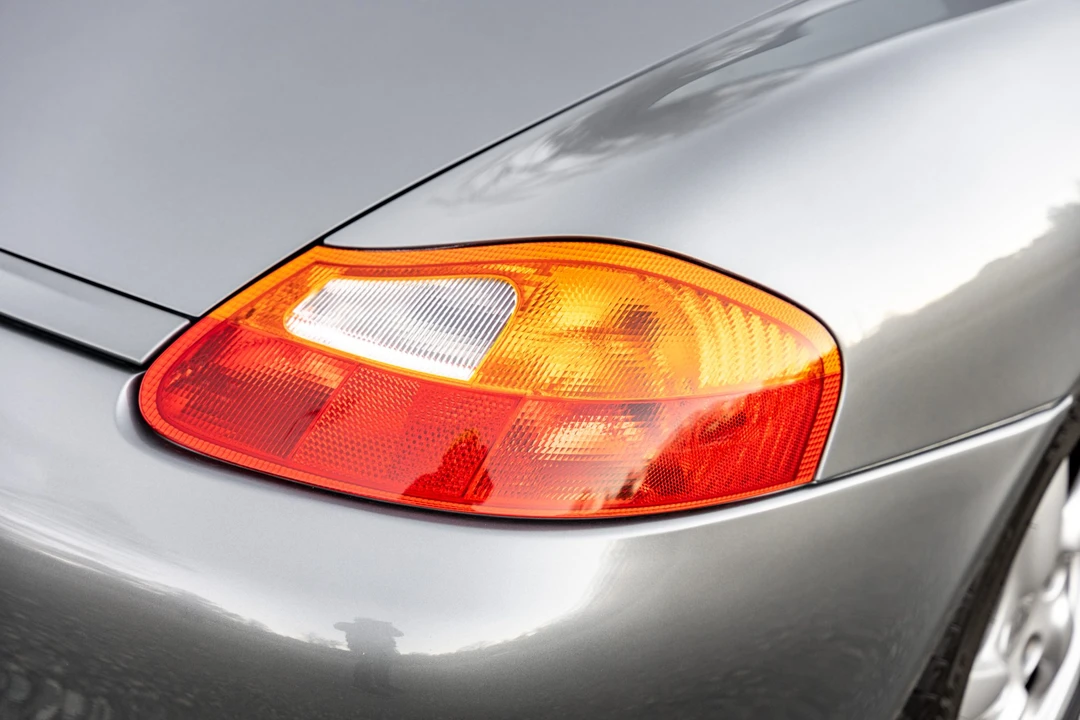 2001 Porsche 986 Boxster S - Image 22 of 31
