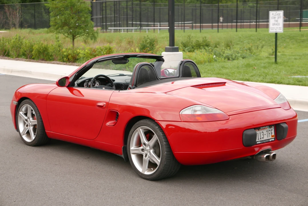 2001 Porsche 986 Boxster S - Image 8 of 31