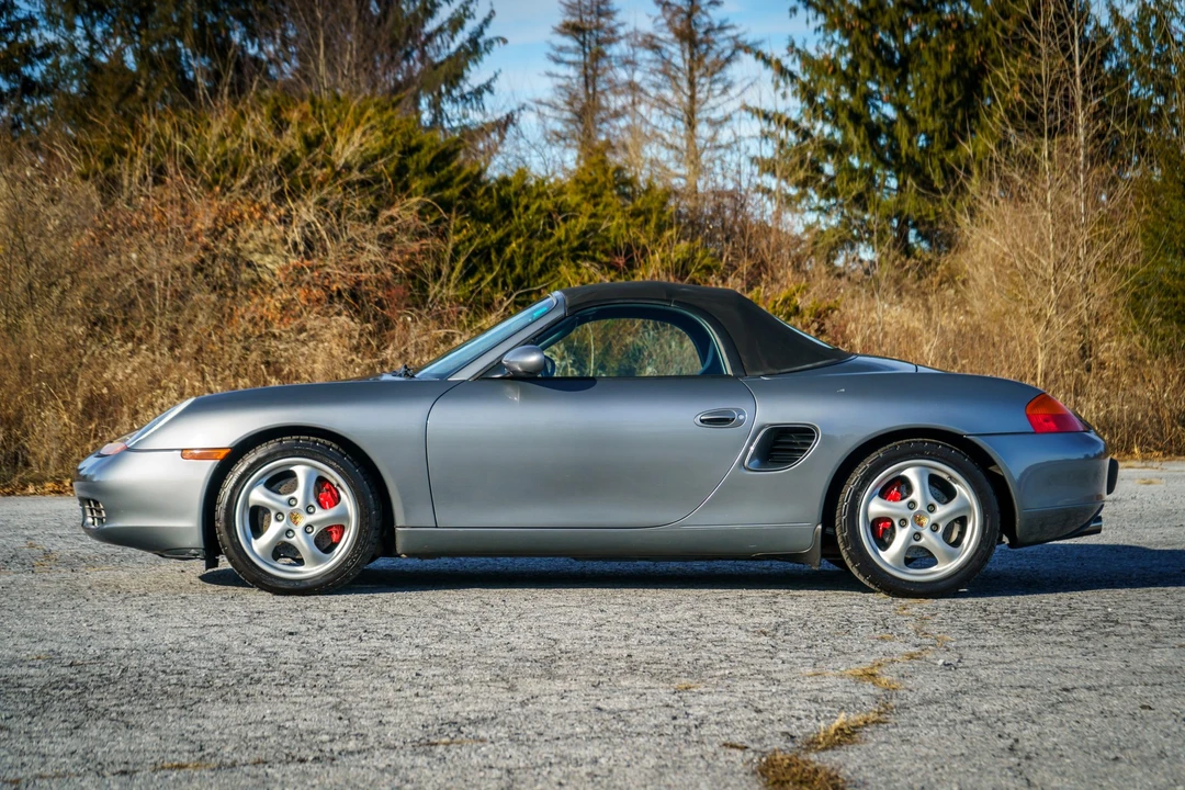 2001 Porsche 986 Boxster S - Image 17 of 31