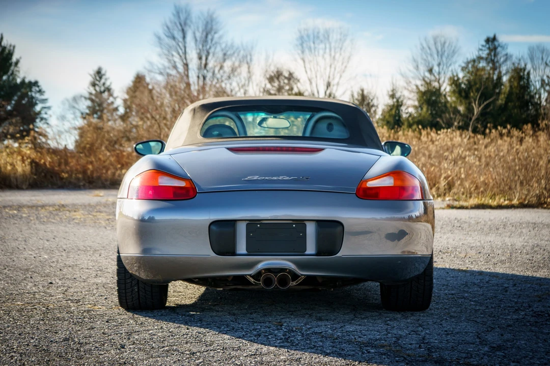 2001 Porsche 986 Boxster S - Image 23 of 31
