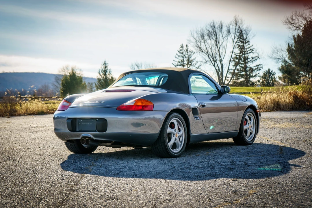 2001 Porsche 986 Boxster S - Image 25 of 31