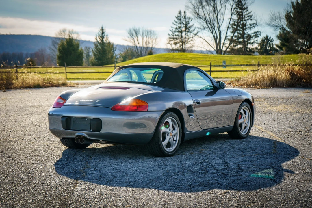 2001 Porsche 986 Boxster S - Image 24 of 31