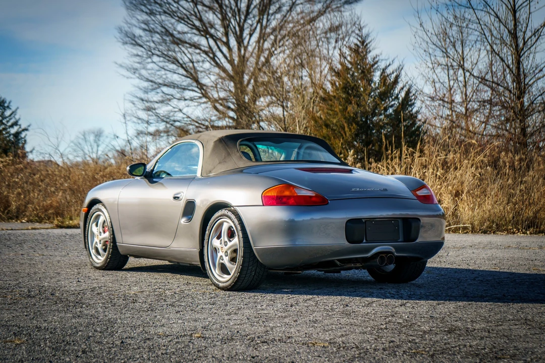 2001 Porsche 986 Boxster S - Image 18 of 31