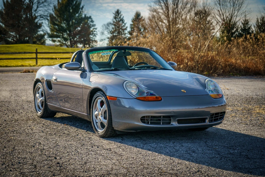 2001 Porsche 986 Boxster S - Image 12 of 31