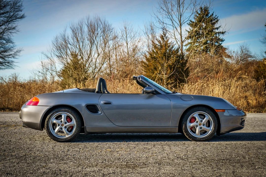 2001 Porsche 986 Boxster S - Image 11 of 31
