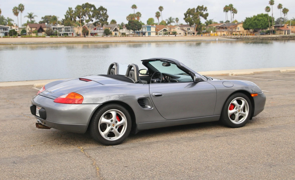2001 Porsche 986 Boxster S - Image 26 of 31