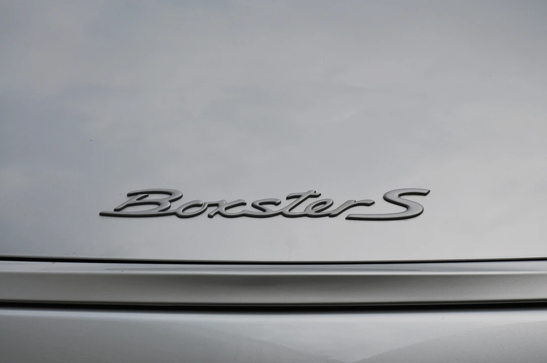 2001 Porsche 986 Boxster S - Image 25 of 31