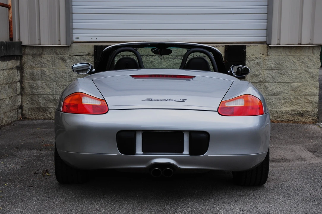 2001 Porsche 986 Boxster S - Image 9 of 31