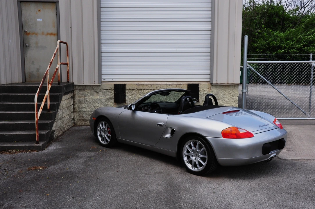 2001 Porsche 986 Boxster S - Image 7 of 31